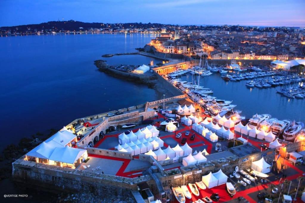 Ravissant Studio Au Coeur Du Vieil Antibes Esterno foto