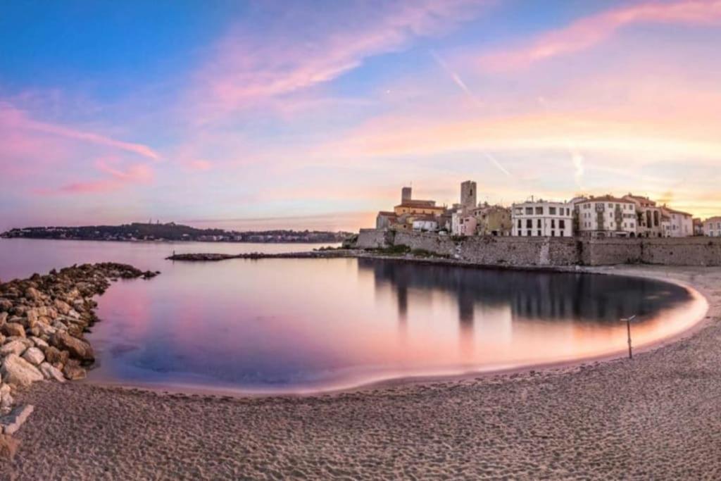 Ravissant Studio Au Coeur Du Vieil Antibes Esterno foto